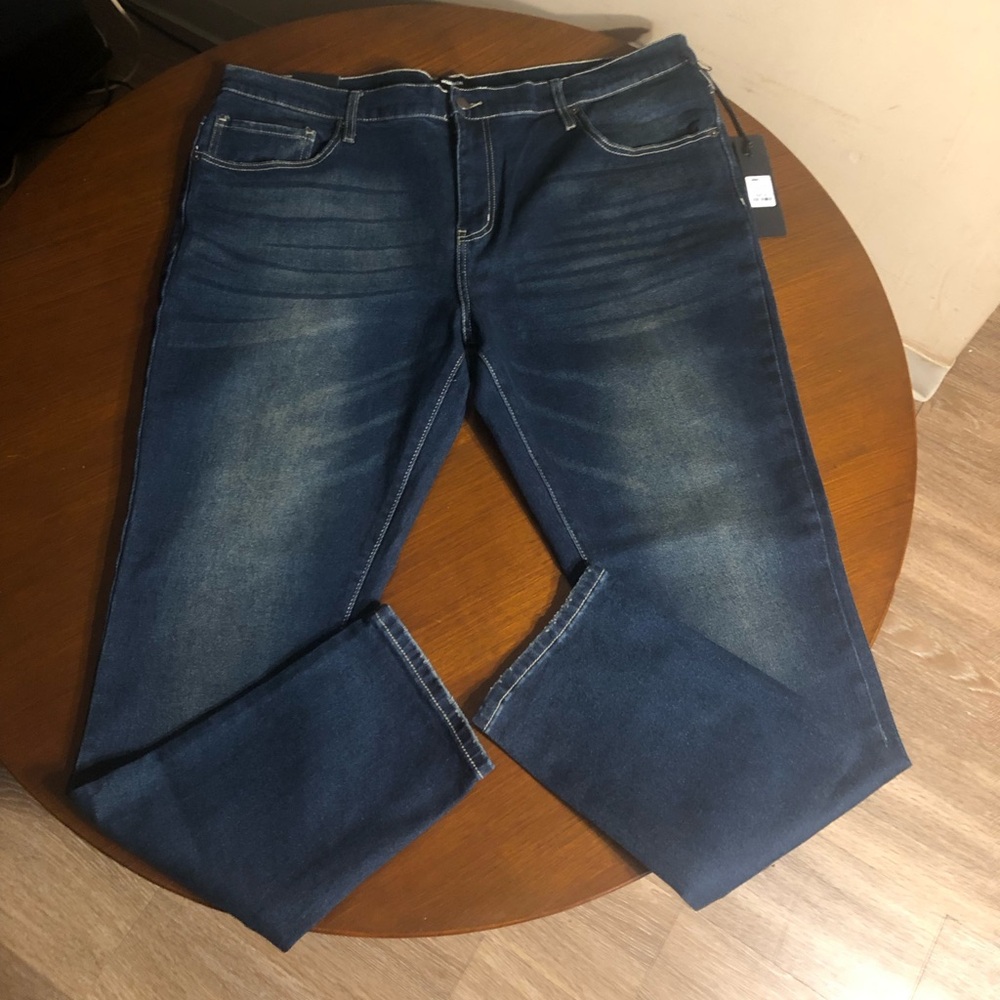 NWT Fashion Nova Reid Skinny Jean - Dark-wash Size 42